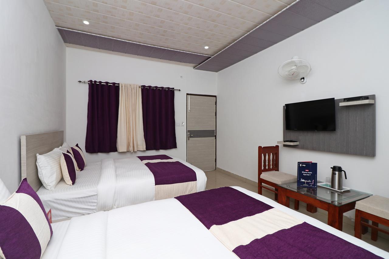 Rock Resort Dhanaulti Exterior foto