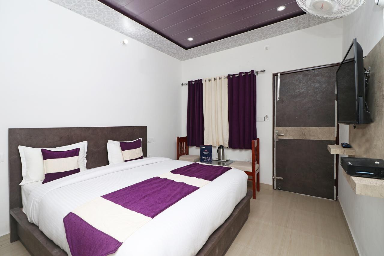 Rock Resort Dhanaulti Exterior foto