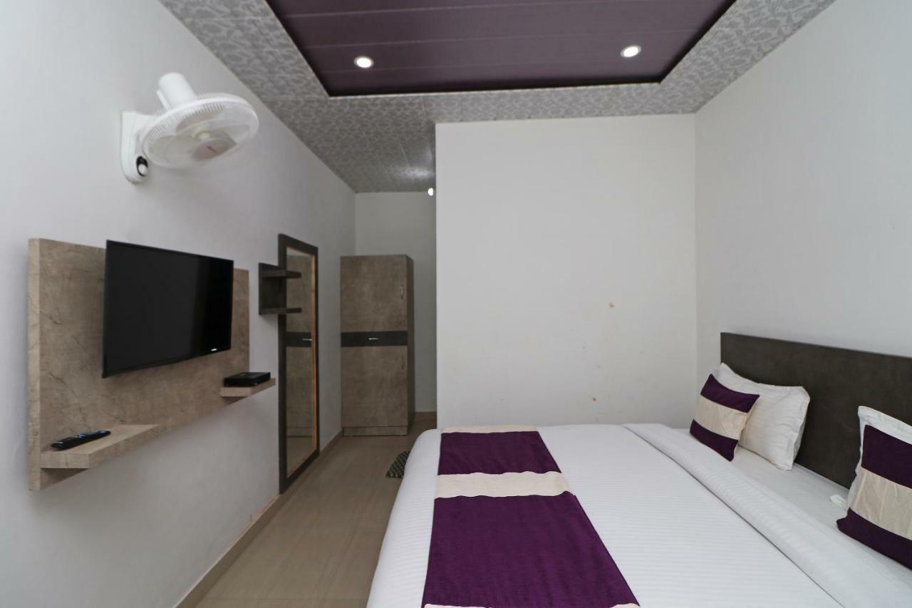 Rock Resort Dhanaulti Exterior foto